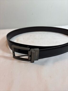 Steve Madden Men's black belt with metal buckle. 1137